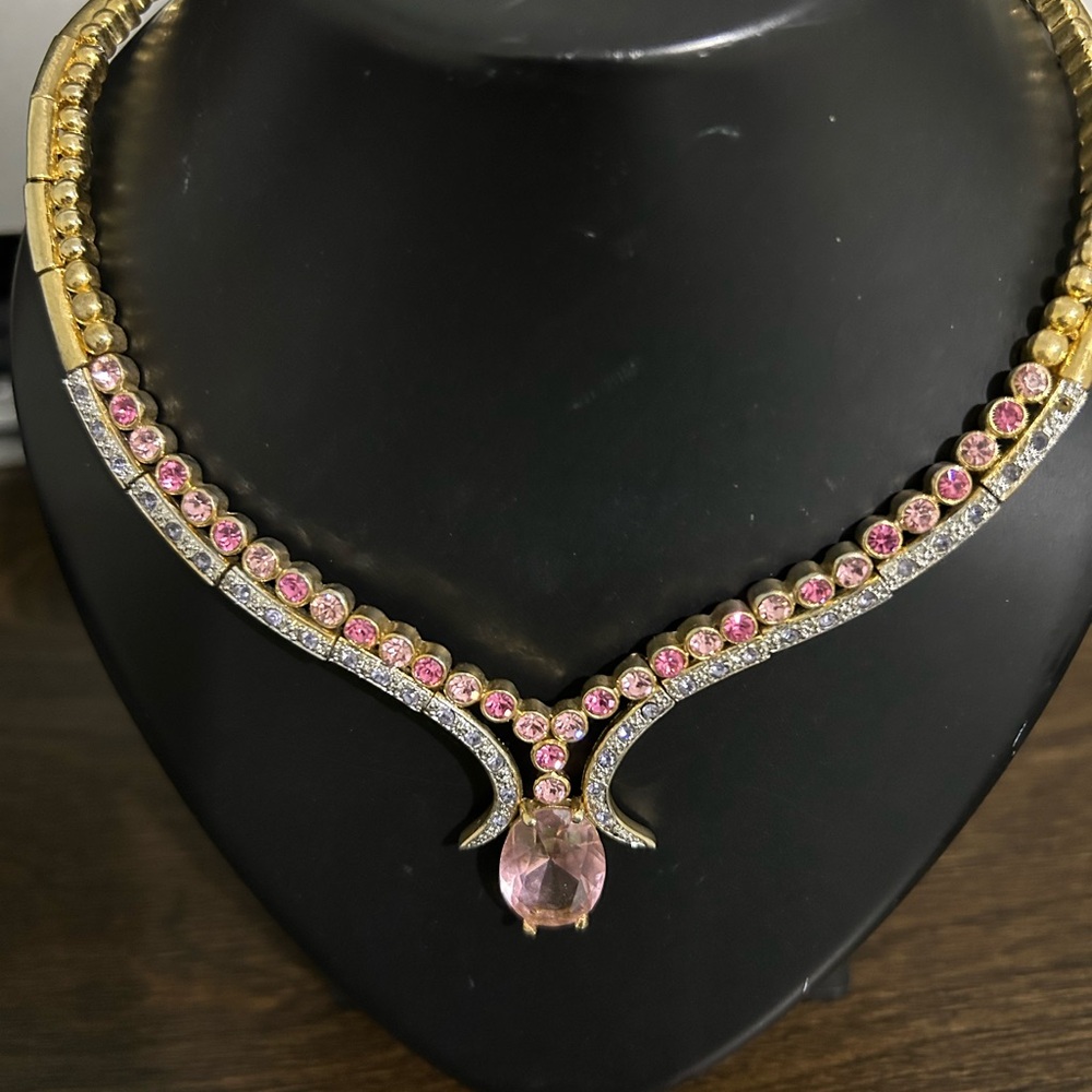 Jewelry - Picture 2 of 2
